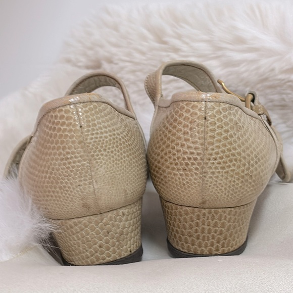 Vintage Mid-Century Genuine Snakeskin Power Brass Buckle Mary Janes - Picture 5 of 17